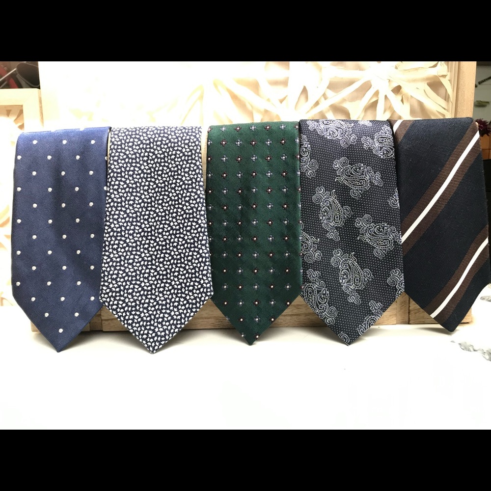 Massimo Dutti Mulberry Silk and cotton ties.